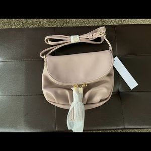 Malibu Skye Savannah Front Flap Crossbody bag. NWT. Mauve $15